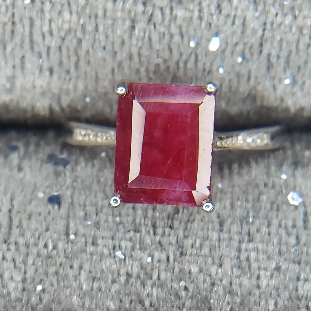 Ruby Ring - Picture 2 of 3